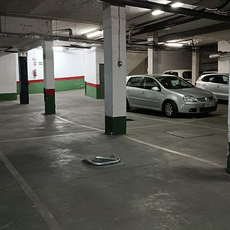 Sherryflat Caballeros - Parking Jerez de la Frontera Buitenkant foto