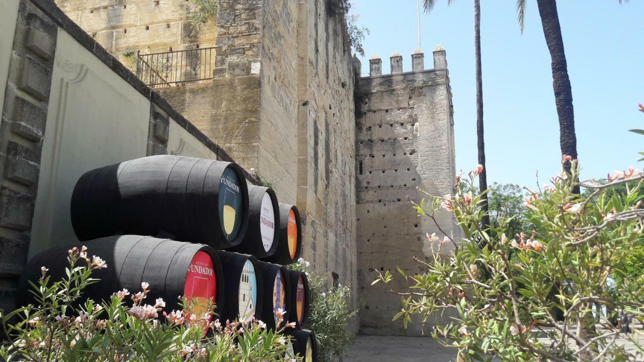 Sherryflat Caballeros - Parking Jerez de la Frontera Buitenkant foto